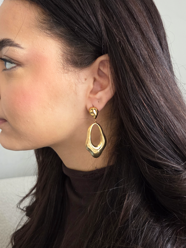RVS Oorbellen Alisa Goud – Organische Statement Oorbellen